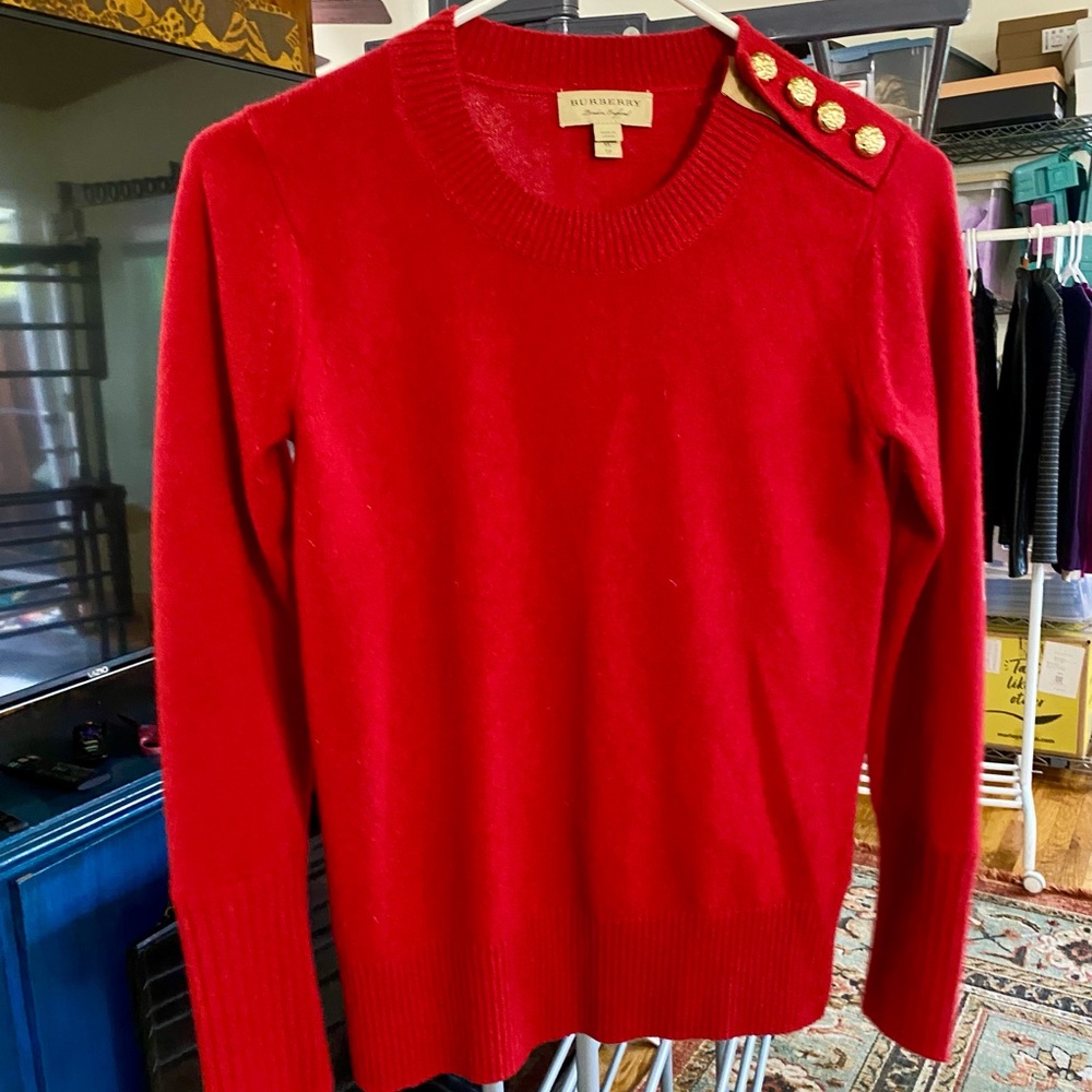 Burberry Red Sweater with Gold Button 100% cashmere women size XS